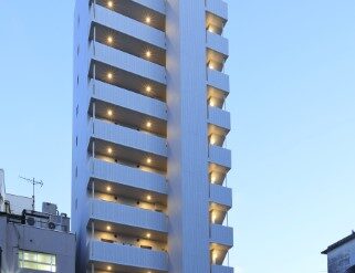 CREST TOWER SAKAE